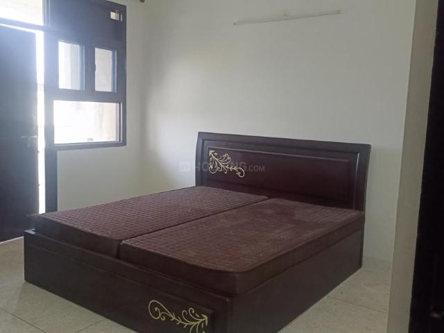 3 BHK Apartment in Sector 4 Dwarka for resale New Delhi. The reference number is 20191899
