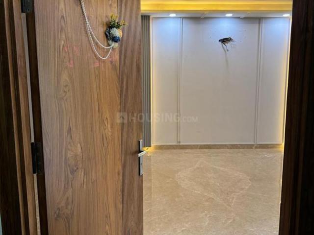 3 BHK Apartment in Sector 4 Dwarka for resale New Delhi. The reference number is 20323856
