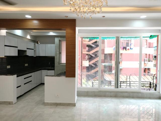 3 BHK Apartment in Sector 4 Dwarka for resale New Delhi. The reference number is 20521320