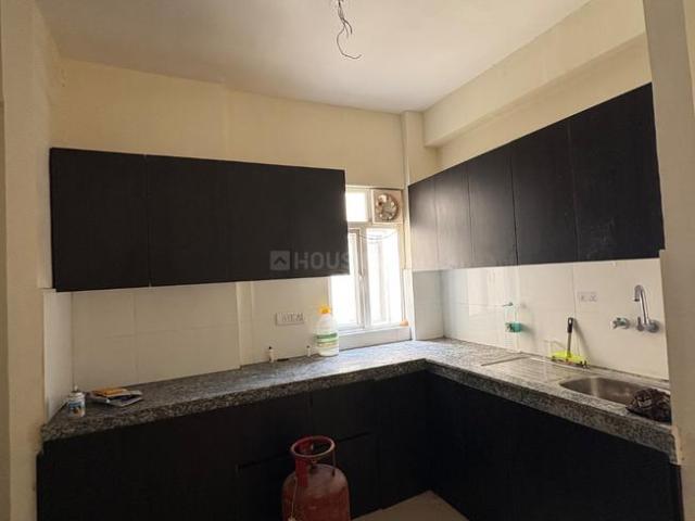 3 BHK Apartment in Sector 4 for rent Sohna. The reference number is 21016069