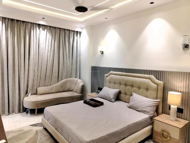 3 BHK Apartment in Sector 54 for rent Gurgaon. The reference number is 20697949