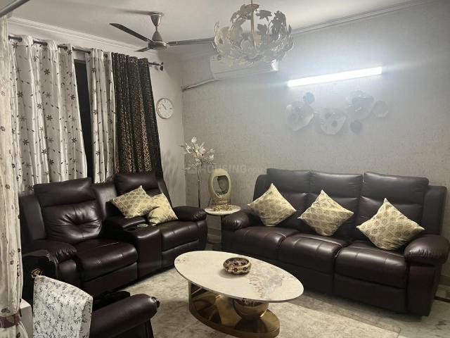 3 BHK Apartment in Sector 56 for rent Gurgaon. The reference number is 20959131