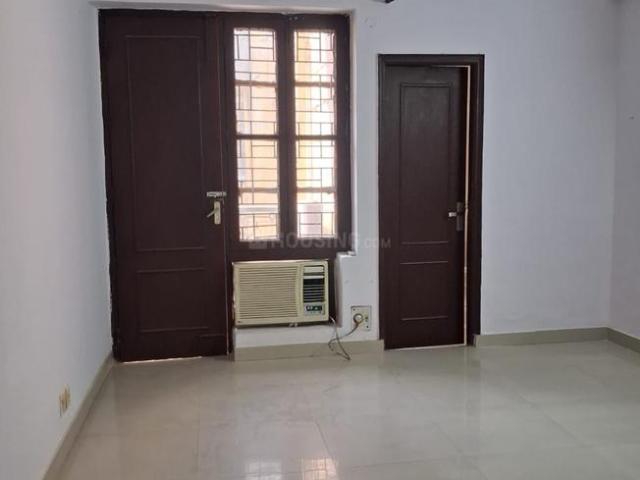 3 BHK Apartment in Sector 56 for rent Gurgaon. The reference number is 21128770