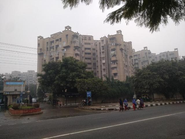 3 BHK Apartment in Sector 56 for resale Gurgaon. The reference number is 21340763