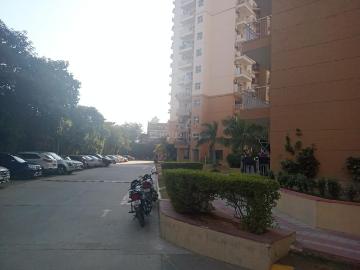 3 BHK Apartment in Sector 57 for resale Gurgaon. The reference number is 20500785