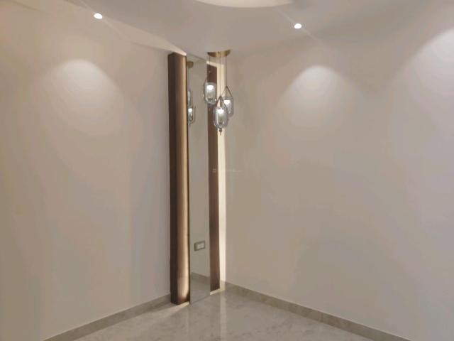 3 BHK Apartment in Sector 58 for rent Gurgaon. The reference number is 18451342