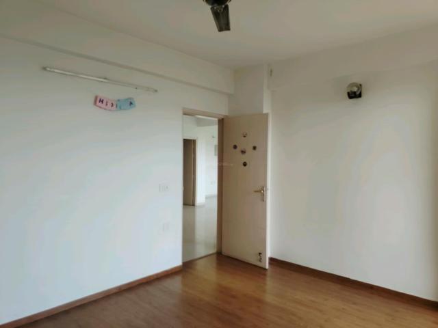 3 BHK Apartment in Sector 50 for resale Gurgaon. The reference number is 20255104