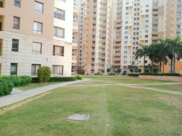 3 BHK Apartment in Sector 50 for resale Gurgaon. The reference number is 21070536