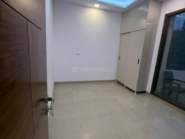 3 BHK Apartment in Sector 51 for resale Chandigarh. The reference number is 21196300