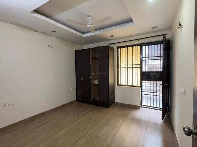 3 BHK Apartment in Sector 52 for rent Gurgaon. The reference number is 20989445