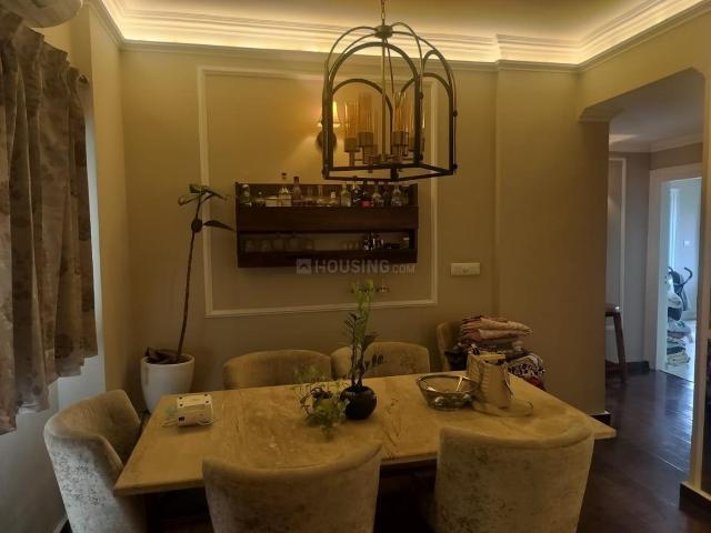 3 BHK Apartment in Sector 52 for rent Gurgaon. The reference number is 21167120