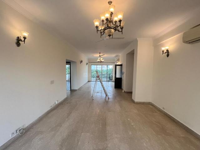 3 BHK Apartment in Sector 53 for rent Gurgaon. The reference number is 20045480