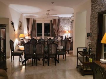 3 BHK Apartment in Sector 53 for resale Gurgaon. The reference number is 19899871