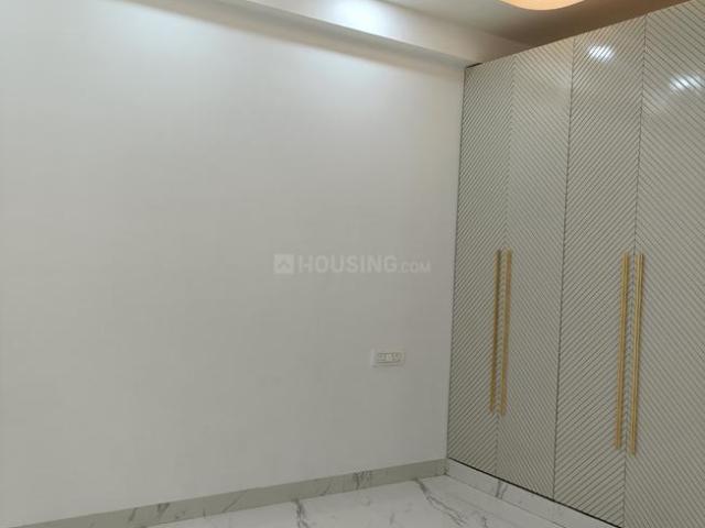 3 BHK Apartment in Sector 5 Dwarka for rent New Delhi. The reference number is 18378120