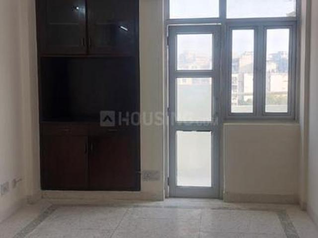 3 BHK Apartment in Sector 5 Dwarka for rent New Delhi. The reference number is 19278042