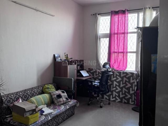 3 BHK Apartment in Sector 5 Dwarka for rent New Delhi. The reference number is 20175056