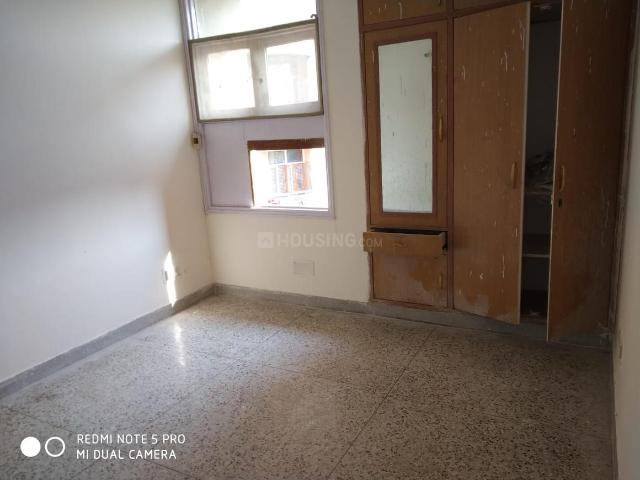 3 BHK Apartment in Sector 5 Dwarka for rent New Delhi. The reference number is 20740276