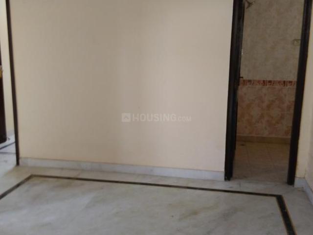 3 BHK Apartment in Sector 5 Dwarka for rent New Delhi. The reference number is 20771857