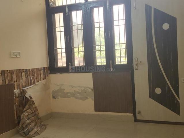 3 BHK Apartment in Sector 5 Dwarka for rent New Delhi. The reference number is 21133675