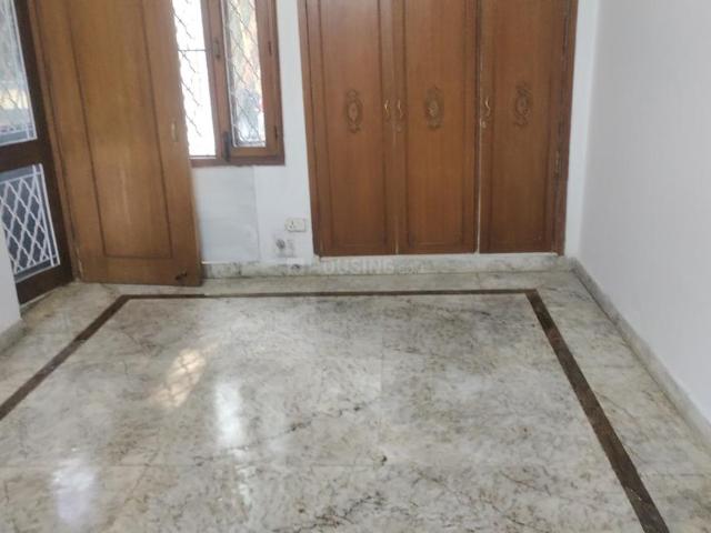 3 BHK Apartment in Sector 5 Dwarka for rent New Delhi. The reference number is 21329192