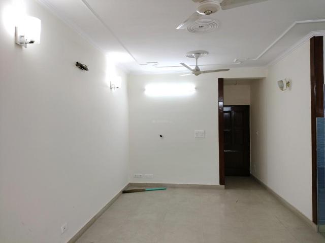3 BHK Apartment in Sector 5 Dwarka for resale New Delhi. The reference number is 19924207