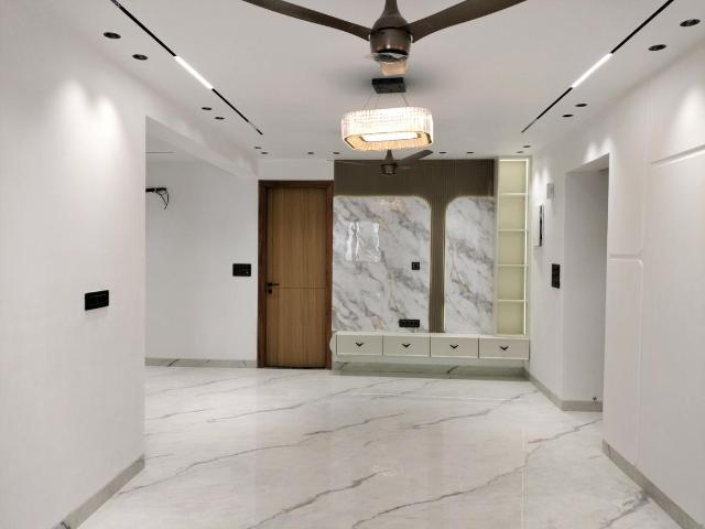 3 BHK Apartment in Sector 5 Dwarka for resale New Delhi. The reference number is 19961312