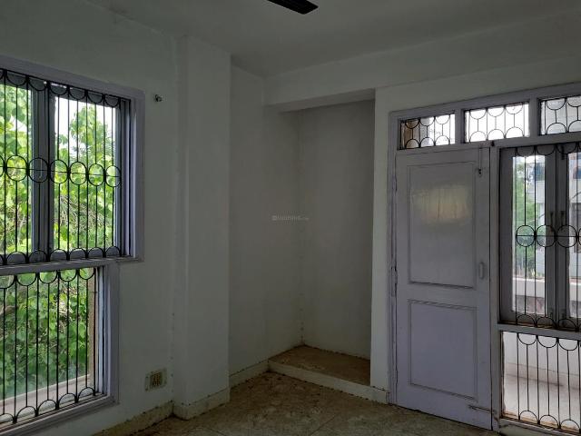 3 BHK Apartment in Sector 5 Dwarka for resale New Delhi. The reference number is 19971268
