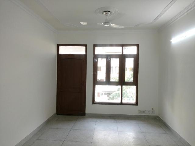 3 BHK Apartment in Sector 5 Dwarka for resale New Delhi. The reference number is 20462785