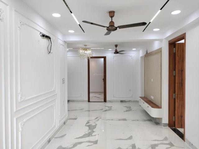 3 BHK Apartment in Sector 5 Dwarka for resale New Delhi. The reference number is 20971317