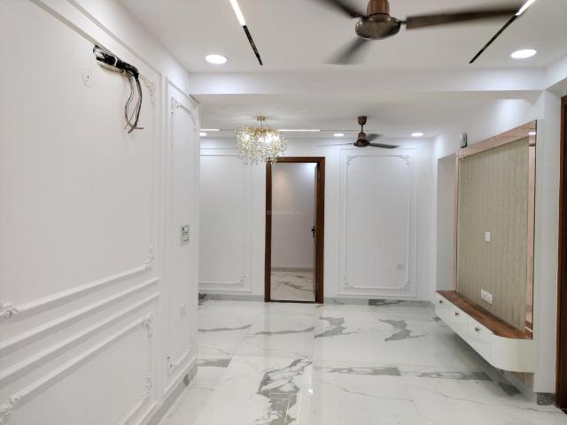 3 BHK Apartment in Sector 5 Dwarka for resale New Delhi. The reference number is 21058624