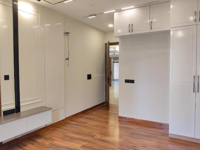 3 BHK Apartment in Sector 65 for rent Gurgaon. The reference number is 20962119