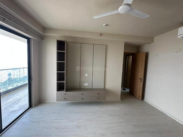 3 BHK Apartment in Sector 65 for rent Gurgaon. The reference number is 20965375