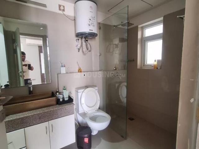 3 BHK Apartment in Sector 65 for rent Gurgaon. The reference number is 20049623