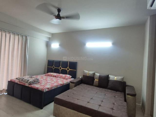 3 BHK Apartment in Sector 65 for rent Gurgaon. The reference number is 21098045