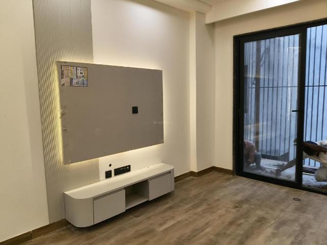 3 BHK Apartment in Sector 65 for resale Gurgaon. The reference number is 19724715
