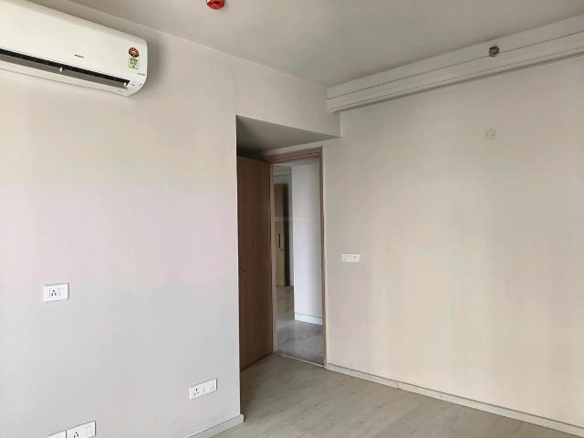 3 BHK Apartment in Sector 65 for resale Gurgaon. The reference number is 20243227