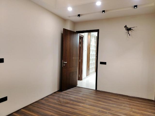 3 BHK Apartment in Sector 67 for resale Gurgaon. The reference number is 19322459