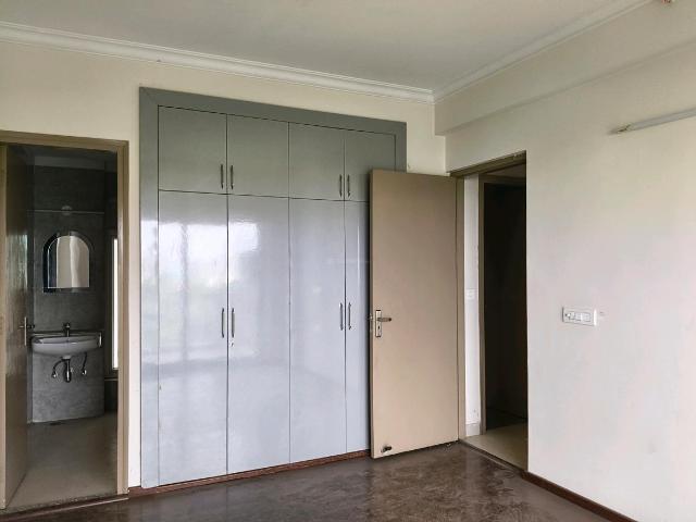 3 BHK Apartment in Sector 68 for rent Gurgaon. The reference number is 20751260