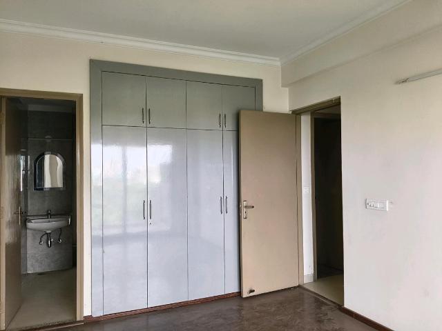 3 BHK Apartment in Sector 68 for resale Gurgaon. The reference number is 20751314