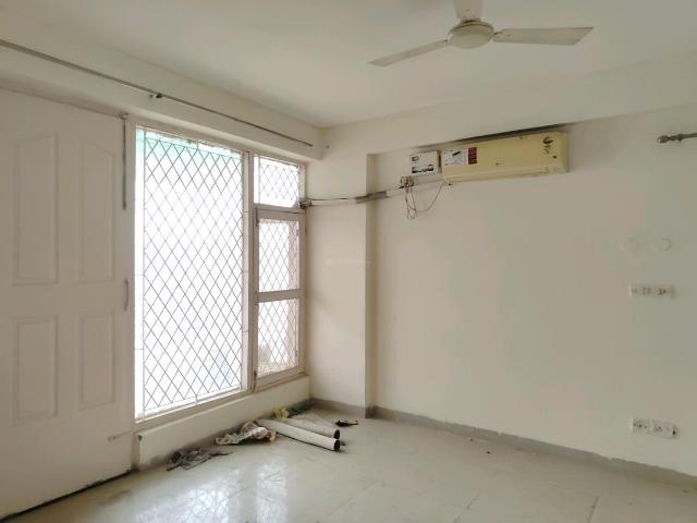 3 BHK Apartment in Sector 69 for rent Gurgaon. The reference number is 19835081