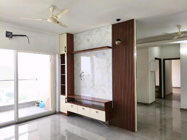 3 BHK Apartment in Sector 69 for rent Gurgaon. The reference number is 20696582
