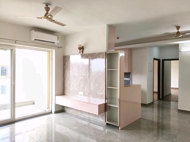3 BHK Apartment in Sector 69 for rent Gurgaon. The reference number is 20703228