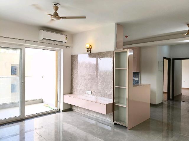 3 BHK Apartment in Sector 69 for rent Gurgaon. The reference number is 20703253