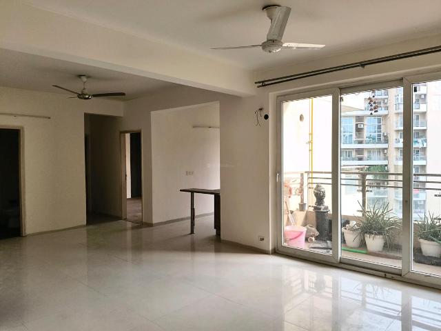 3 BHK Apartment in Sector 69 for rent Gurgaon. The reference number is 20704304