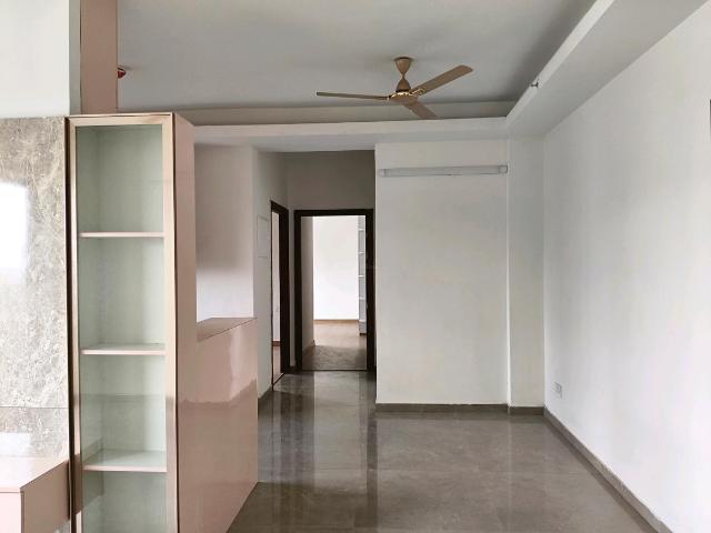 3 BHK Apartment in Sector 69 for rent Gurgaon. The reference number is 20751409