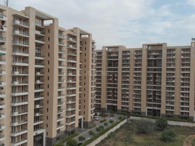 3 BHK Apartment in Sector 69 for rent Gurgaon. The reference number is 20855460