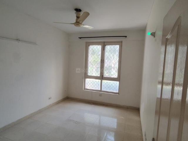 3 BHK Apartment in Sector 69 for rent Gurgaon. The reference number is 21090767