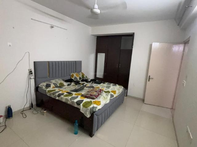 3 BHK Apartment in Sector 69 for rent Gurgaon. The reference number is 21143201