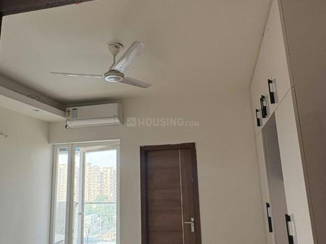 3 BHK Apartment in Sector 69 for rent Gurgaon. The reference number is 21375471