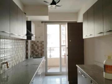 3 BHK Apartment in Sector 69 for resale Gurgaon. The reference number is 18548130